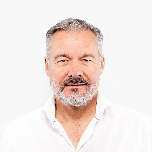 Hans-Jörg Raphael GmbH - Hans-Jörg - Geschäftsführung